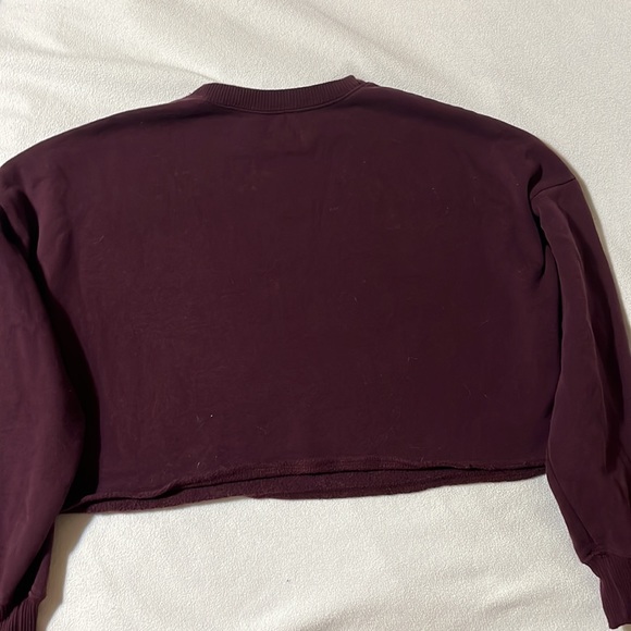 Set-Olfit-Hollister burgundy, New York cropped sweatshirt and sweatpants - Picture 6 of 9